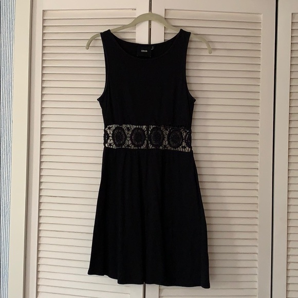 ASOS black mini dress with lace-like cutout detail - Picture 4 of 7